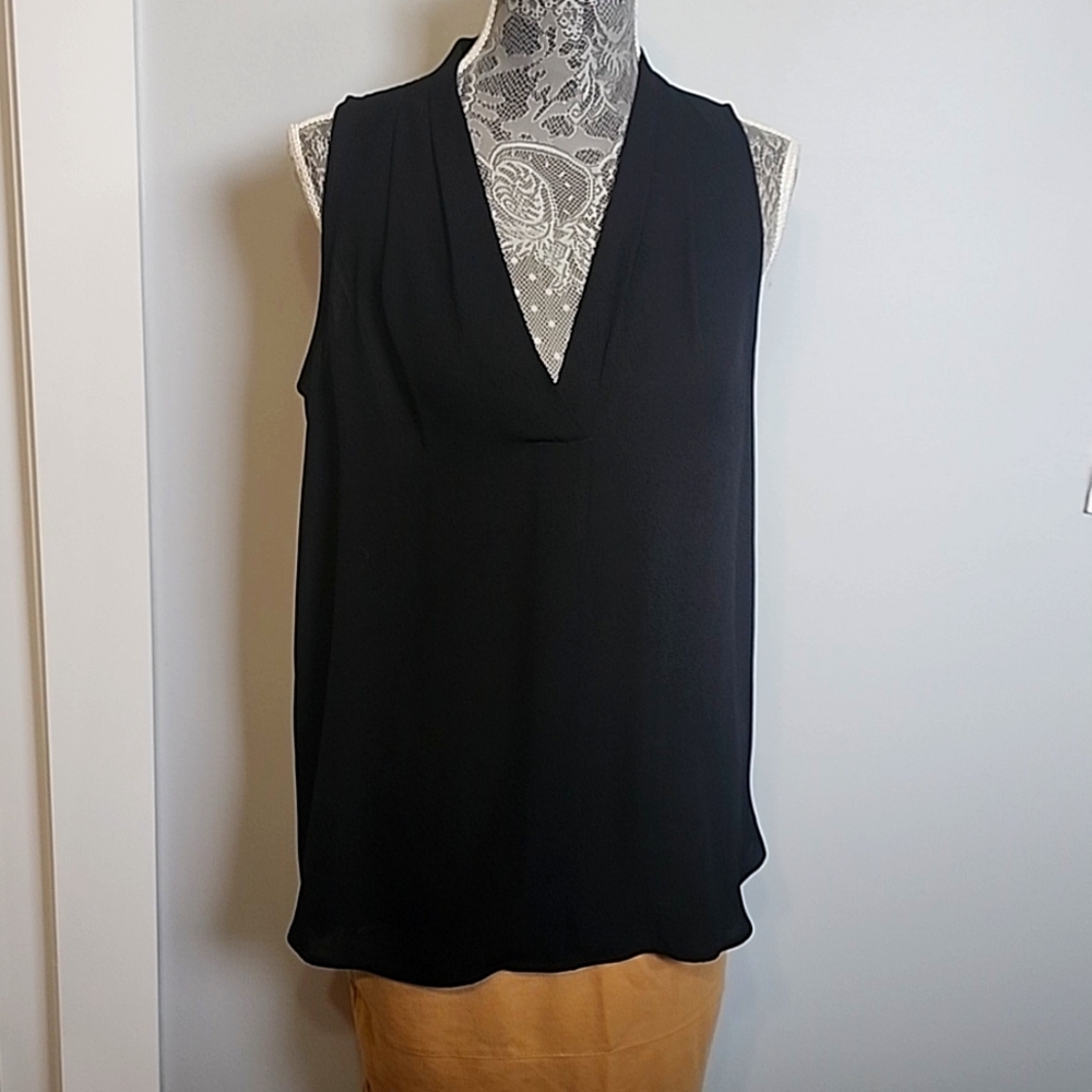 Vince Camuto sleeveless blouse with deep v-neck front